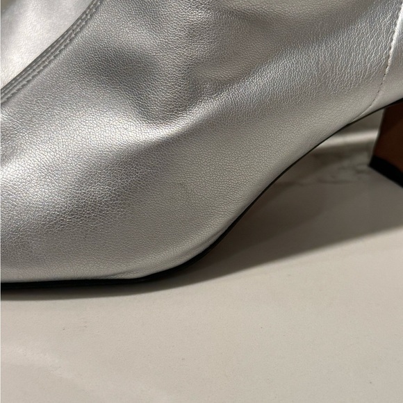 Angel Alarcon Pointed-Toe Kitten-Heel Boots - Picture 10 of 15